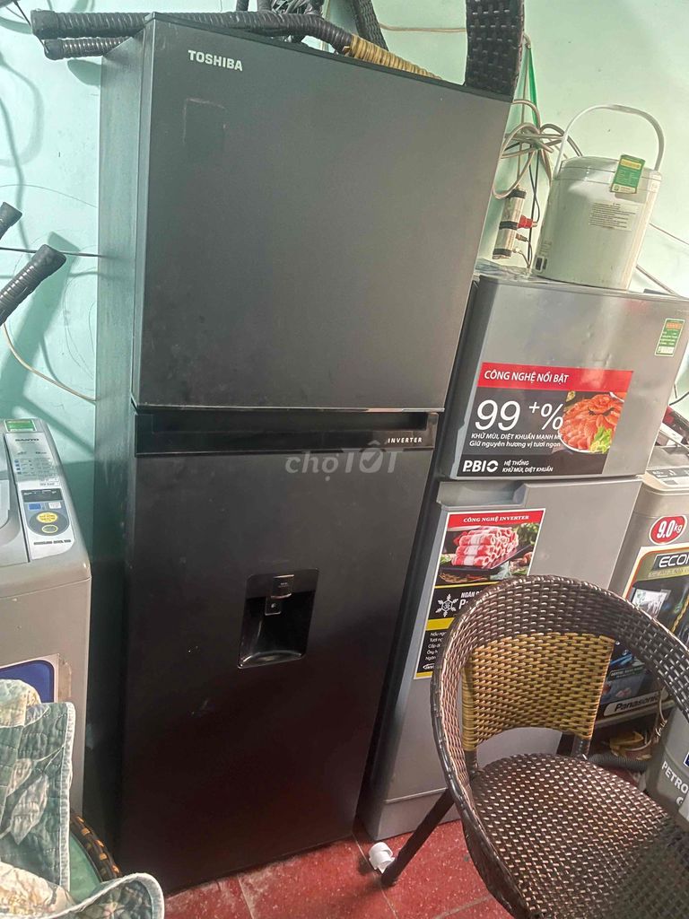 Tủ lạnh Toshiba 249 lít Đen Đã sử dụng. Mua bán Tủ lạnh tại Thành phố Biên Hòa Đồng Nai được đăng bởi Lộc hình 1