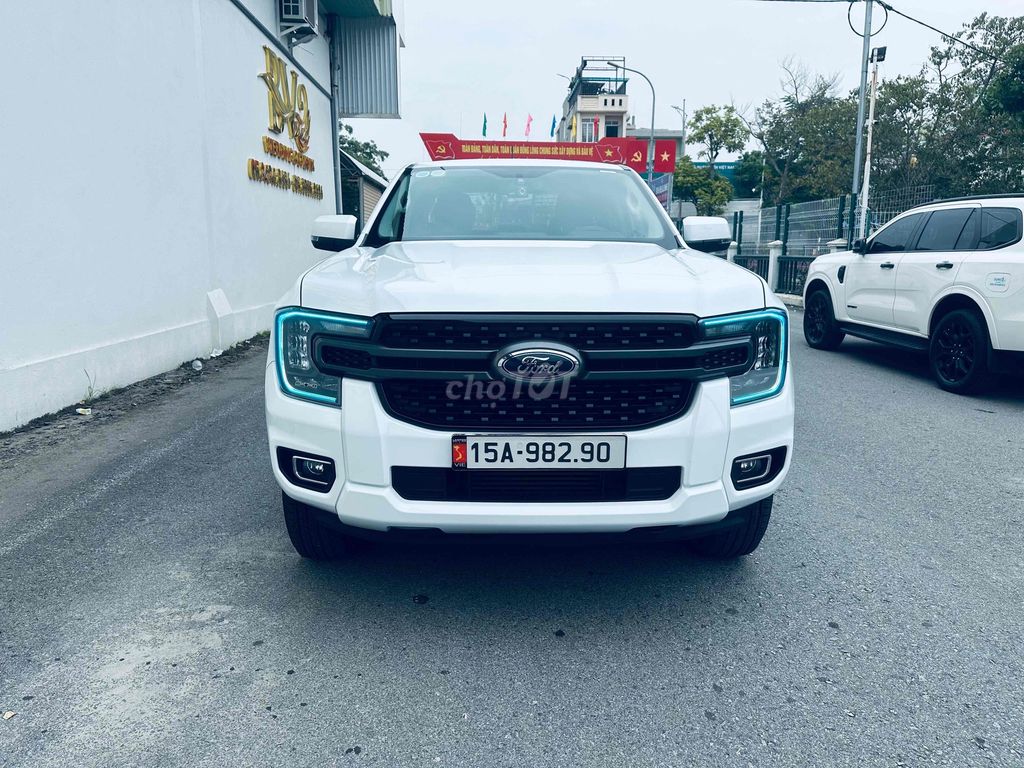 Ford Ranger 2025 XLS 2.0L 4x2 AT - 16000 km. Mua bán Ô tô tại Huyện An Lão Hải Phòng được đăng bởi Nam cường  hình 1