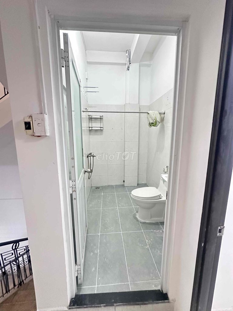 Cho thuê nhà nguyên căn mặt tiền Nguyễn Thái Bình- Tân Bình - ảnh 4