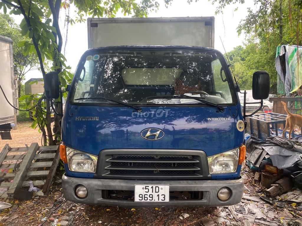 HYUNDAI 1750KG ĐỜI 2011