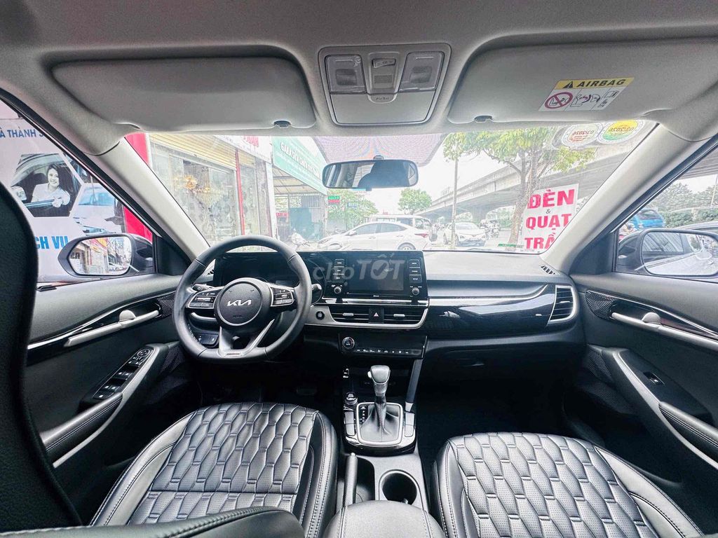 Kia Seltos 2023 1.6 Luxury. Mua bán Ô tô tại Quận Hoàng Mai Hà Nội được đăng bởi anh Biên hình 10