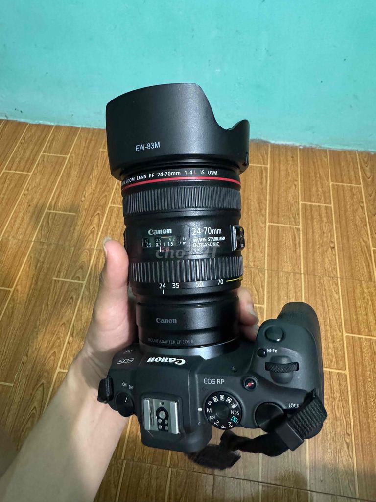 Máy ảnh Canon EOS RP + 24-70 F4l + Ngàm. Mua bán Máy ảnh, Máy quay tại Huyện Việt Yên Bắc Giang được đăng bởi Đàm Trường hình 1