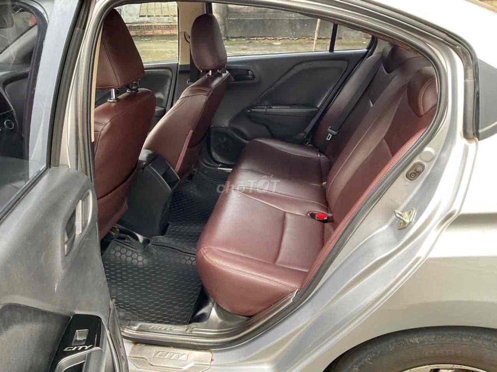 Honda City 2017, Số sàn , 88.000 km , Màu Bạc. Mua bán Ô tô tại Thành phố Dĩ An Bình Dương được đăng bởi Phương Trâm  hình 6