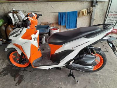 Honda Vario 150 Trắng cam 18846 km