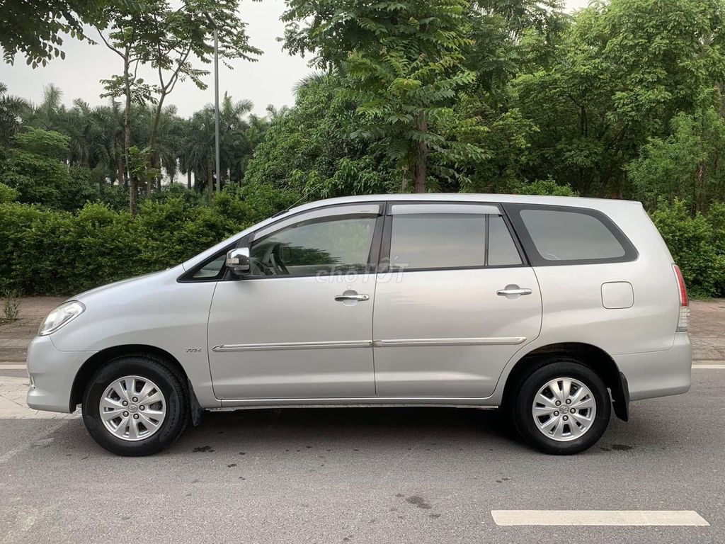 Toyota Innova 2010 V 157.000 km Xám. Mua bán Ô tô tại Quận 12 Tp Hồ Chí Minh được đăng bởi Xuân Trường hình 3