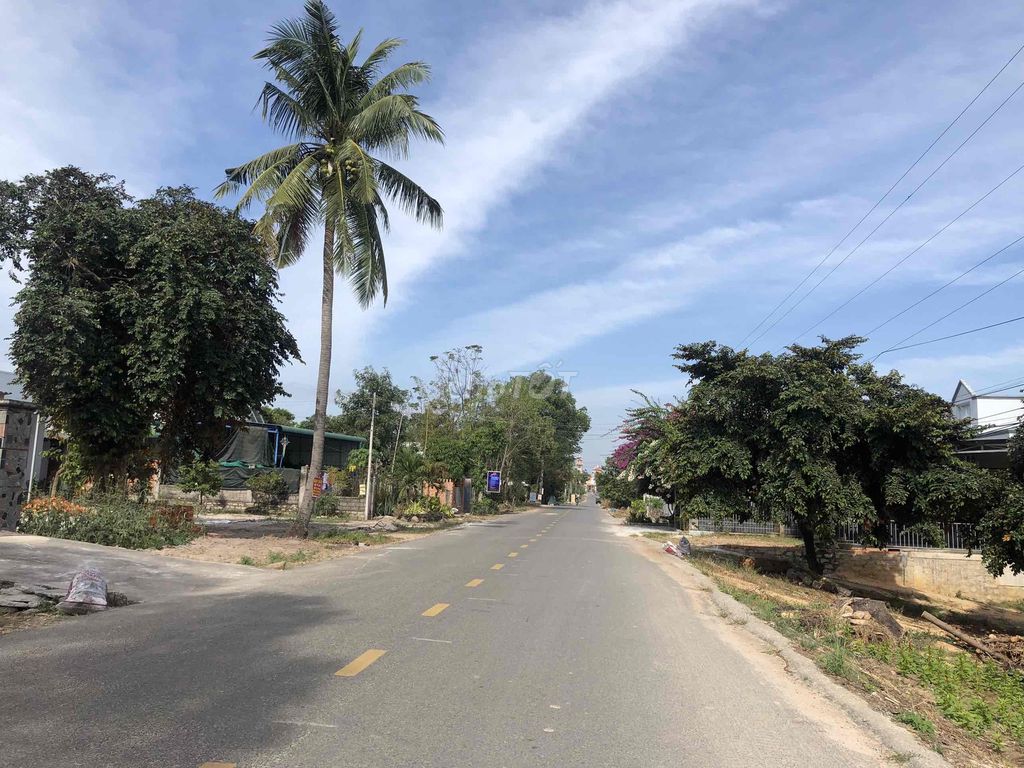Đất sào đường Nguyễn Bỉnh Khiêm 1,4 tỷ ngay khu dân cư
