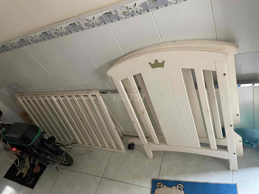 Cũi em bé gỗ trắng đã sử dụng. Mua bán Mẹ và bé tại Quận Bình Thạnh Tp Hồ Chí Minh được đăng bởi Mạnh Hùng hình 1
