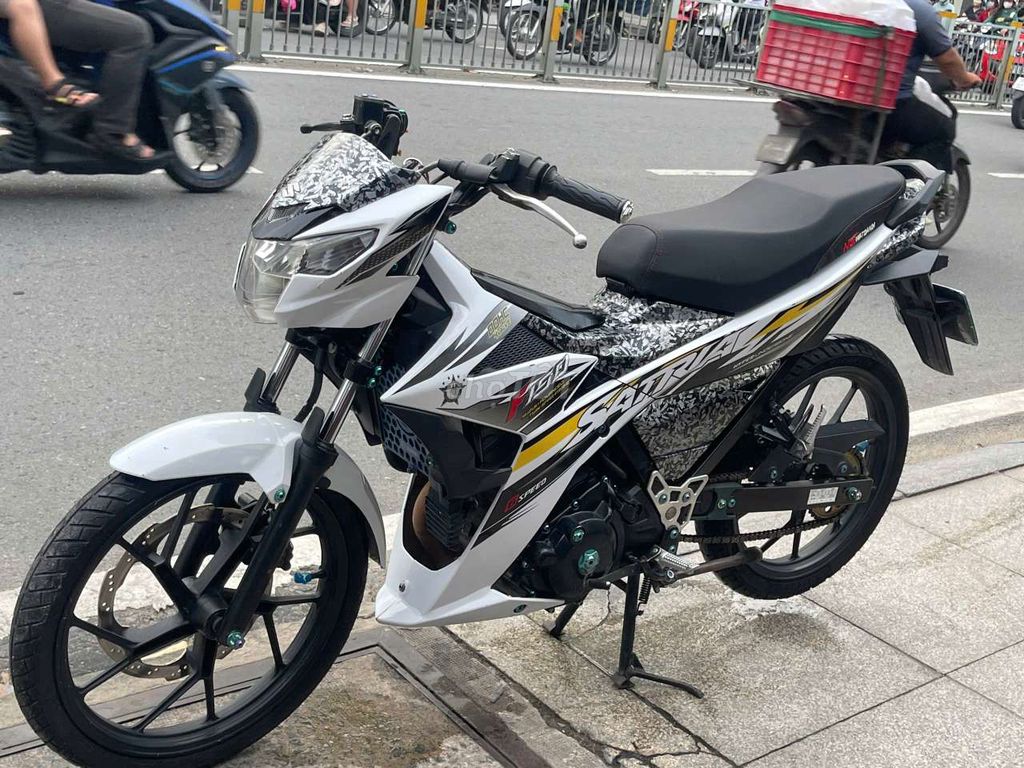 Suzuki Satria 2020 mới 90% biển số 76 chính chủ. Mua bán Xe máy tại Quận Tân Phú Tp Hồ Chí Minh được đăng bởi Tuanduy hình 5