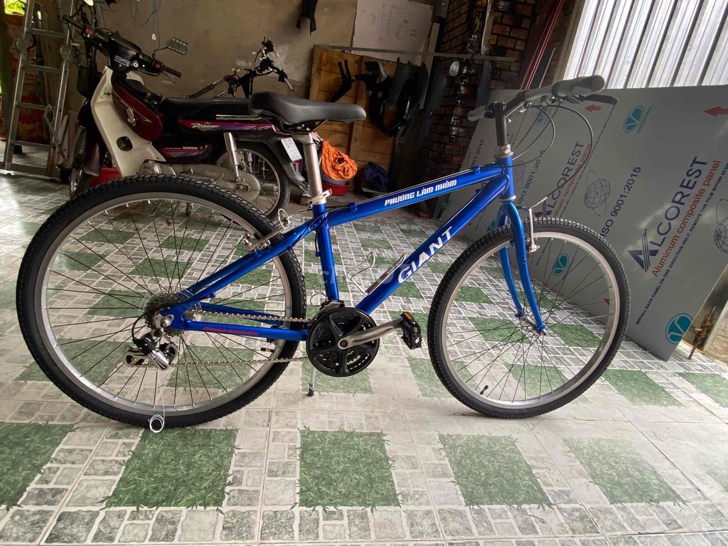 Xe đạp thể thao Giant khung Nhôm. Mua bán Xe đạp tại Thành phố Long Xuyên An Giang được đăng bởi Blue phường  hình 5