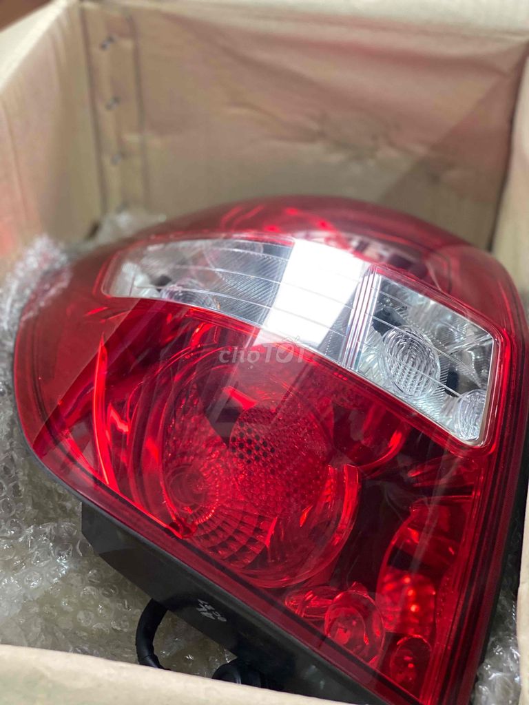 đèn lái captiva 2009 zin theo xe mới 99%. Mua bán Phụ tùng xe tại Quận Phú Nhuận Tp Hồ Chí Minh được đăng bởi HUY PN hình 2