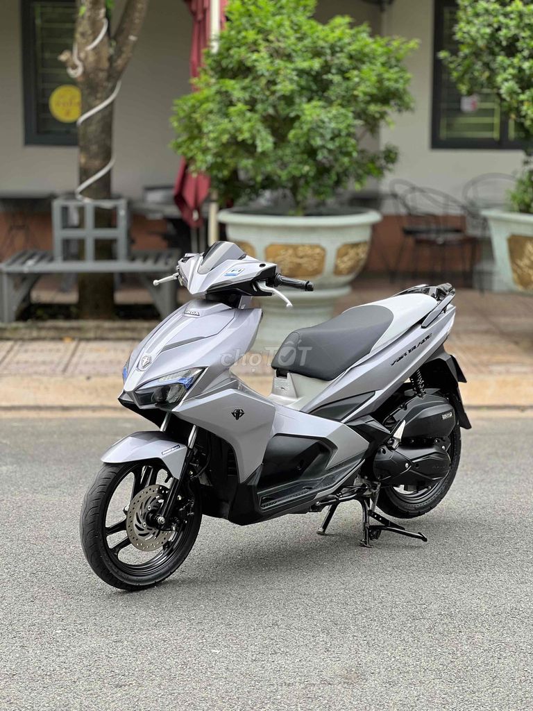 Airbalde 125cc Bạc Xám 2019 Smartkey Leng Keng 🎉🎉🎉. Mua bán Xe máy tại Thành phố Biên Hòa Đồng Nai được đăng bởi Xe Máy Phát Đồng hình 6