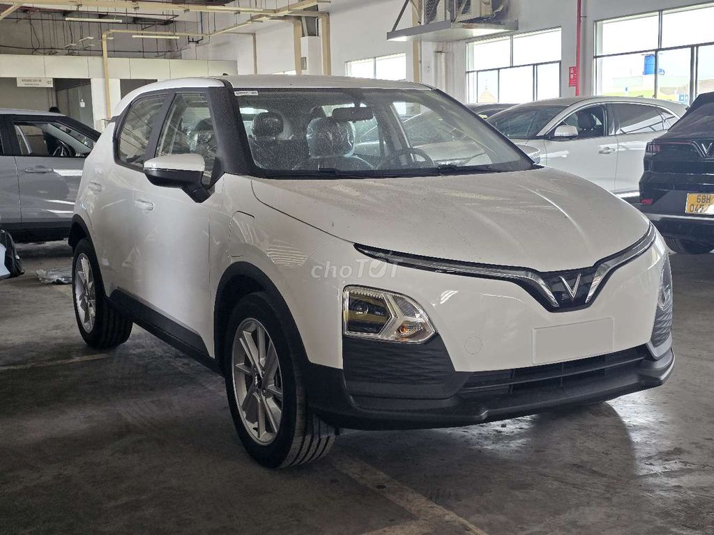 CỰC SỐC VINFAST VF5 PLUS 15 TRIỆU LẤY XE GIAO NGAY. Mua bán Ô tô tại Quận Bình Tân Tp Hồ Chí Minh được đăng bởi Lê Phát hình 7