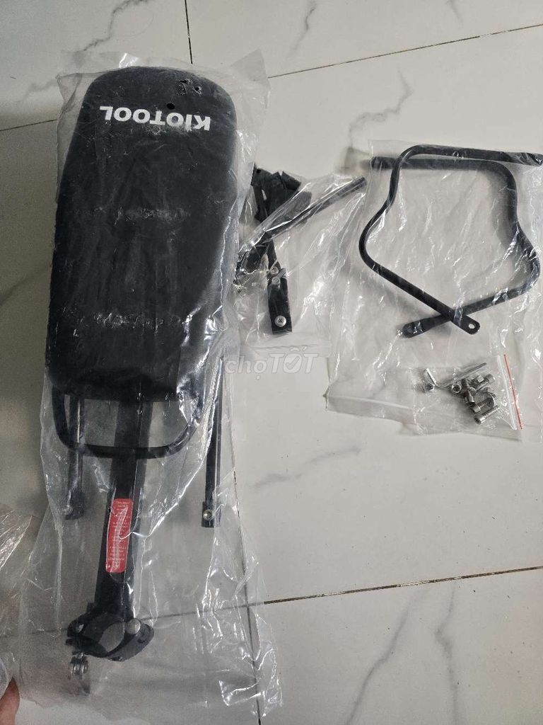 yên xe đạp trước và sau có nệm. Mua bán Phụ tùng xe tại Thành phố Vĩnh Long Vĩnh Long được đăng bởi Gia Long hình 1