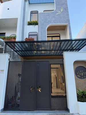 Townhouse 96 m² · 3 bed · Đường Nguyễn Sắc Kim