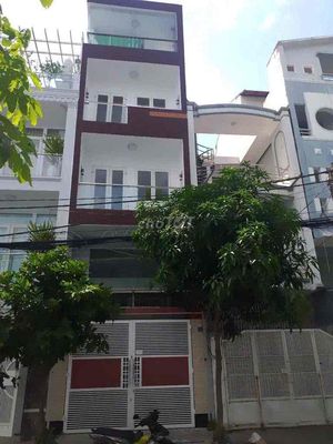 Bán nhà mặt tiền đường số 7 sát công viên Bình phú