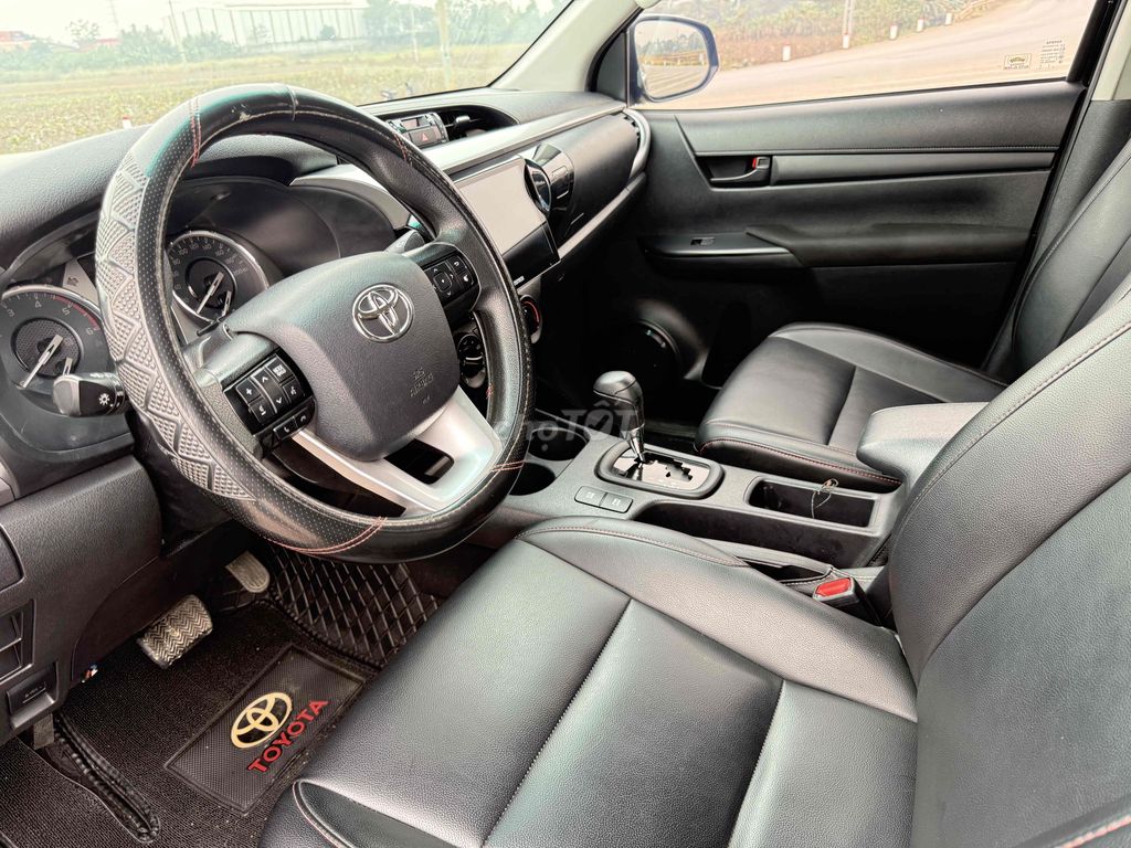 Toyota Hilux 2020 E  Fom mới full đồ.. Mua bán Ô tô tại Huyện Hà Trung Thanh Hóa được đăng bởi Nguyễn đức Tuân hình 11