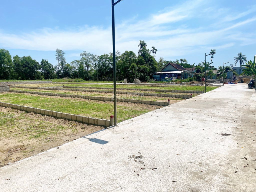 VỪA RA 4 LÔ HƯƠNG CHỮ–HƯƠNG TRÀ-CHỈ 490 TRIỆU/NỀN–MẶT BẰNG CỰC ĐẸP. Mua bán đất tại Thị xã Hương Trà Thừa Thiên Huế được đăng bởi Đặng Ngọc Sơn  hình 2