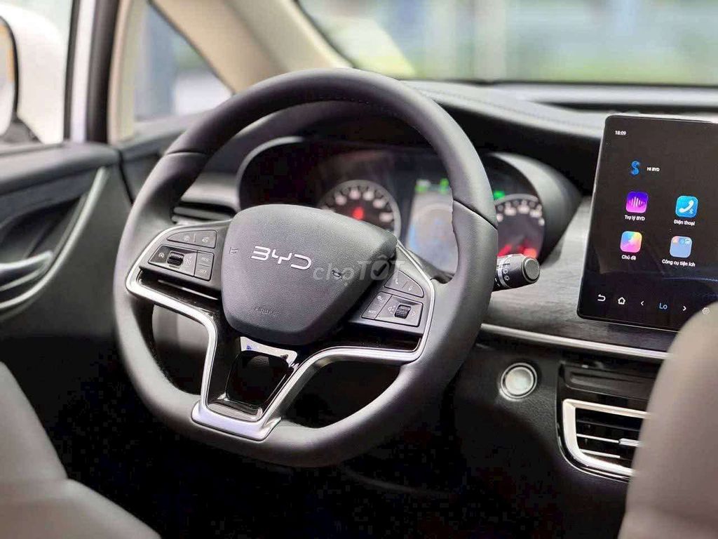 Ưu đãi Tháng 10 cho xe BYD  M6. Mua bán Ô tô tại Quận 10 Tp Hồ Chí Minh được đăng bởi BYD Sài Gòn hình 12