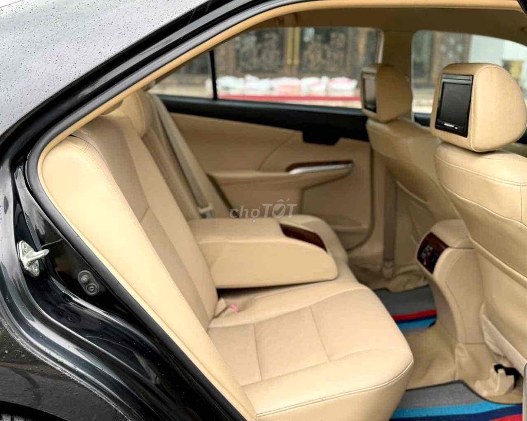 Toyota Camry 2013 2.0E - 60000 km. Mua bán Ô tô tại Quận Long Biên Hà Nội được đăng bởi Bùi Đình Thông hình 12