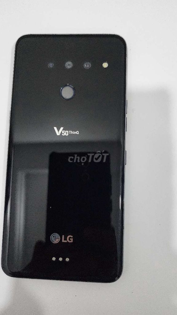 Cần  bán xác LGv50 think q