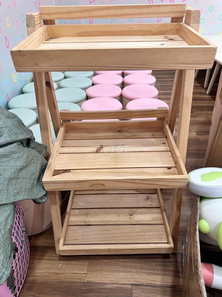 Kệ trưng bày gỗ 3 tầng. Mua bán Tủ, kệ gia đình tại Quận Gò Vấp Tp Hồ Chí Minh được đăng bởi hạnh hình 1