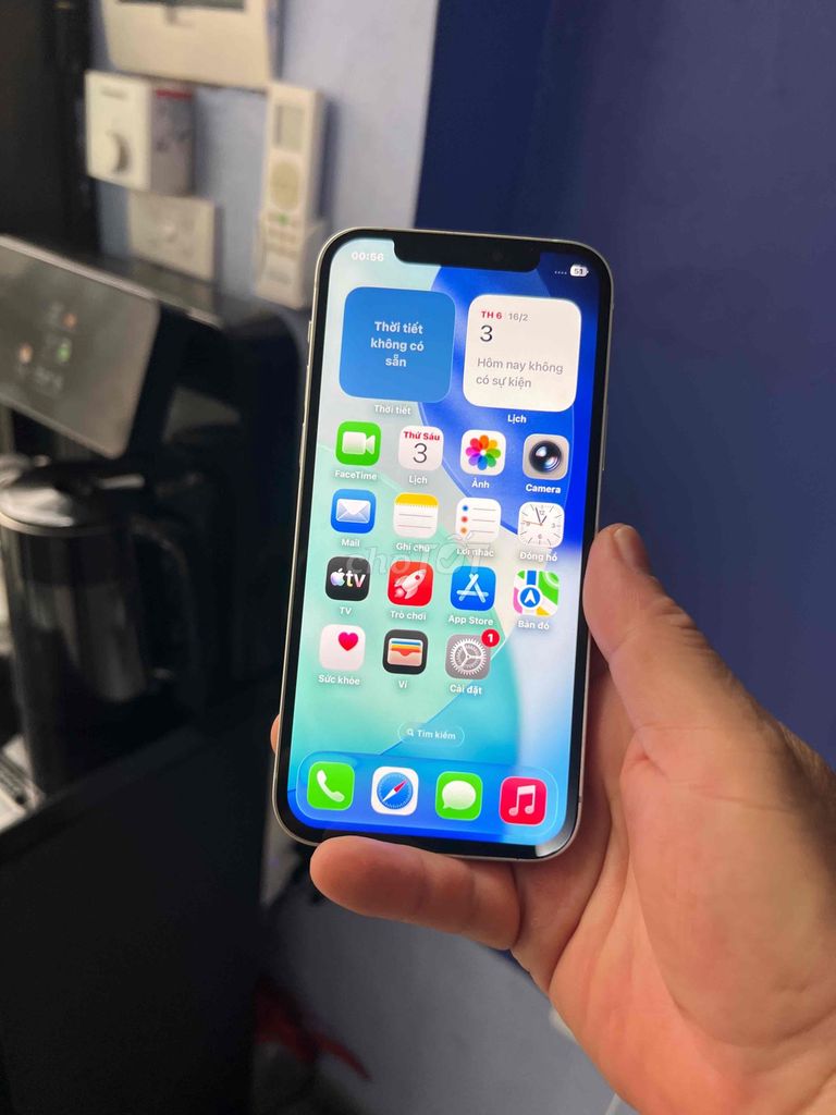 Apple iPhone 12 128GB quốc tế. Mua bán Điện thoại tại Quận Tây Hồ Hà Nội được đăng bởi Chị Hoa hình 1