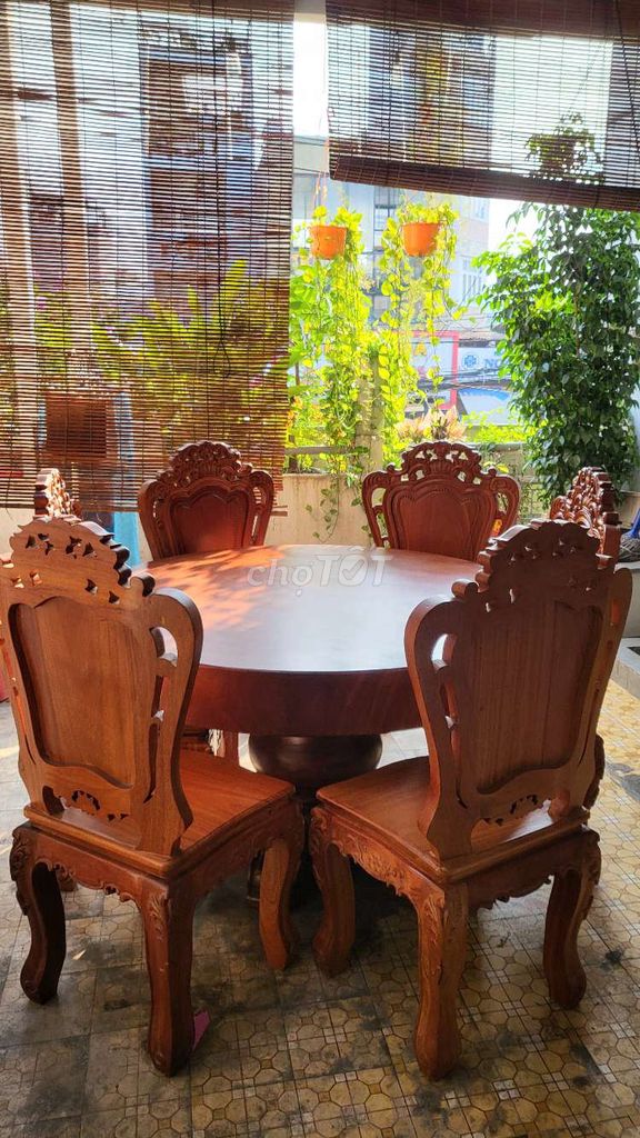 Bộ bàn ghế ăn Louis Gỗ gõ Nâu. Mua bán Bàn ghế tại Quận 6 Tp Hồ Chí Minh được đăng bởi TÀI ĐOÀN VĂN hình 1