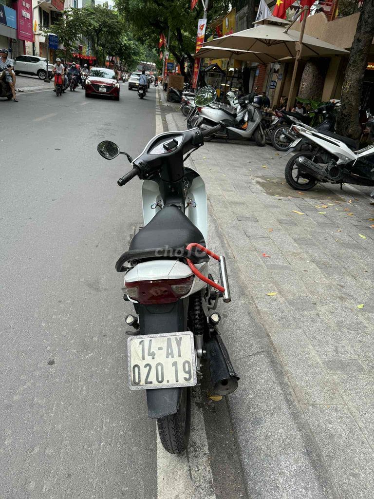 Wave 50cc Việt Thái – xe đi học, đi làm, tiết kiệm. Mua bán Xe máy tại Quận Đống Đa Hà Nội được đăng bởi Thắng Trần hình 3