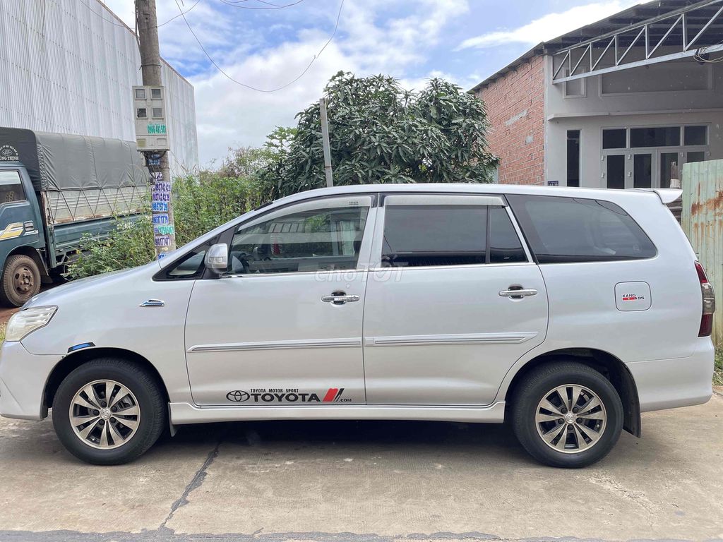 Toyota Innova 2014 2.0E - 300000. Mua bán Ô tô tại Thành phố Pleiku Gia Lai được đăng bởi Bao Tranduy hình 2