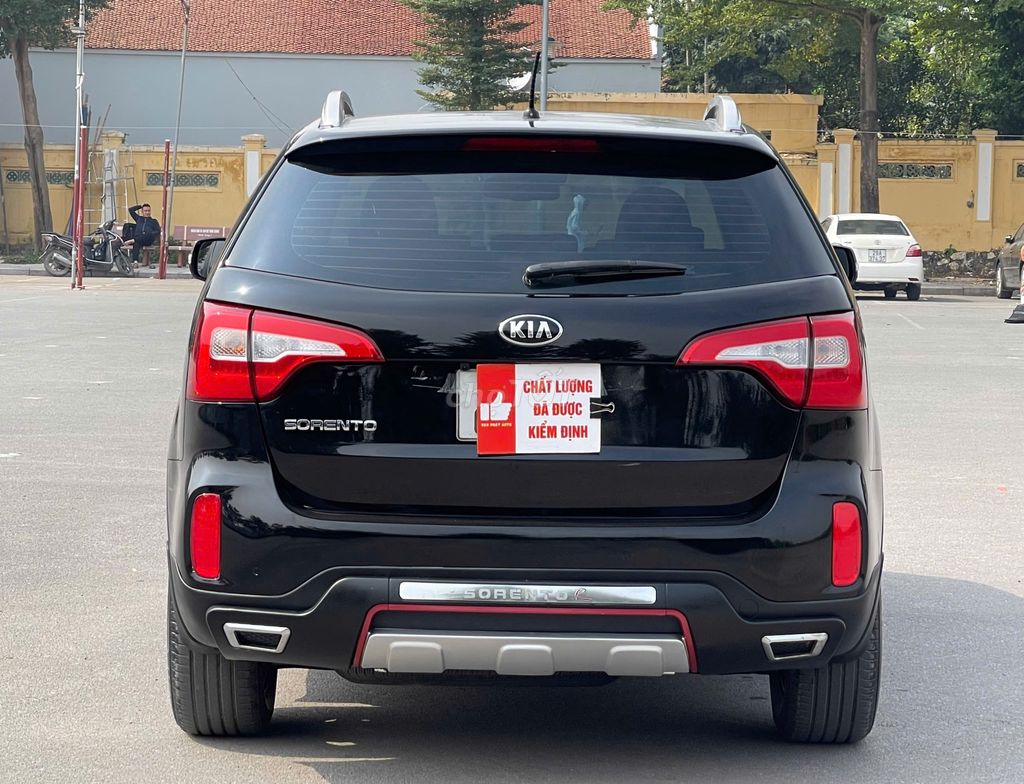Kia New Sorento 2.4GATH Black Edision cực mới 2016. Mua bán Ô tô tại Quận Thanh Xuân Hà Nội được đăng bởi Vạn Phát  Auto hình 10