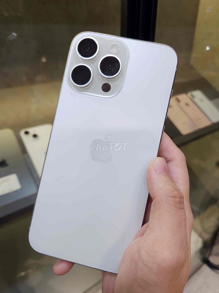 Apple iPhone 15 Pro Max 256GB Trắng Titanium 99%. Mua bán Điện thoại tại Quận 8 Tp Hồ Chí Minh được đăng bởi TRƯỜNG MOBILE  hình 1