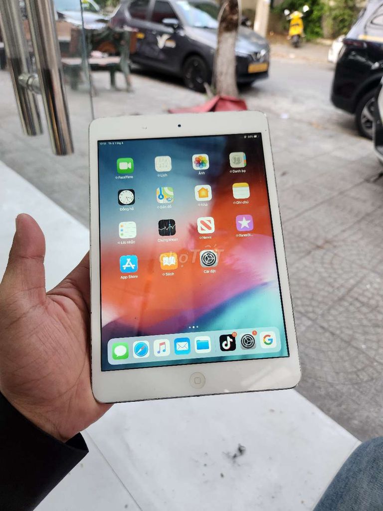 Apple iPad Mini 2 64GB Trắng. Mua bán Máy tính bảng tại Quận Sơn Trà Đà Nẵng được đăng bởi Tú hình 1