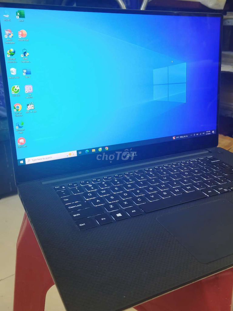 Dell XPS 15..9650 i7 7700HQ 16GB/256GB. Mua bán Laptop tại Quận Tân Phú Tp Hồ Chí Minh được đăng bởi Thu toàn  hình 1