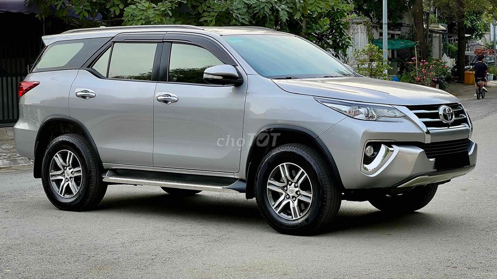 Toyota Fortuner 2017 2.7V AT 1 cầu. Mua bán Ô tô tại Thành phố Thuận An Bình Dương được đăng bởi Quang Huy hình 3