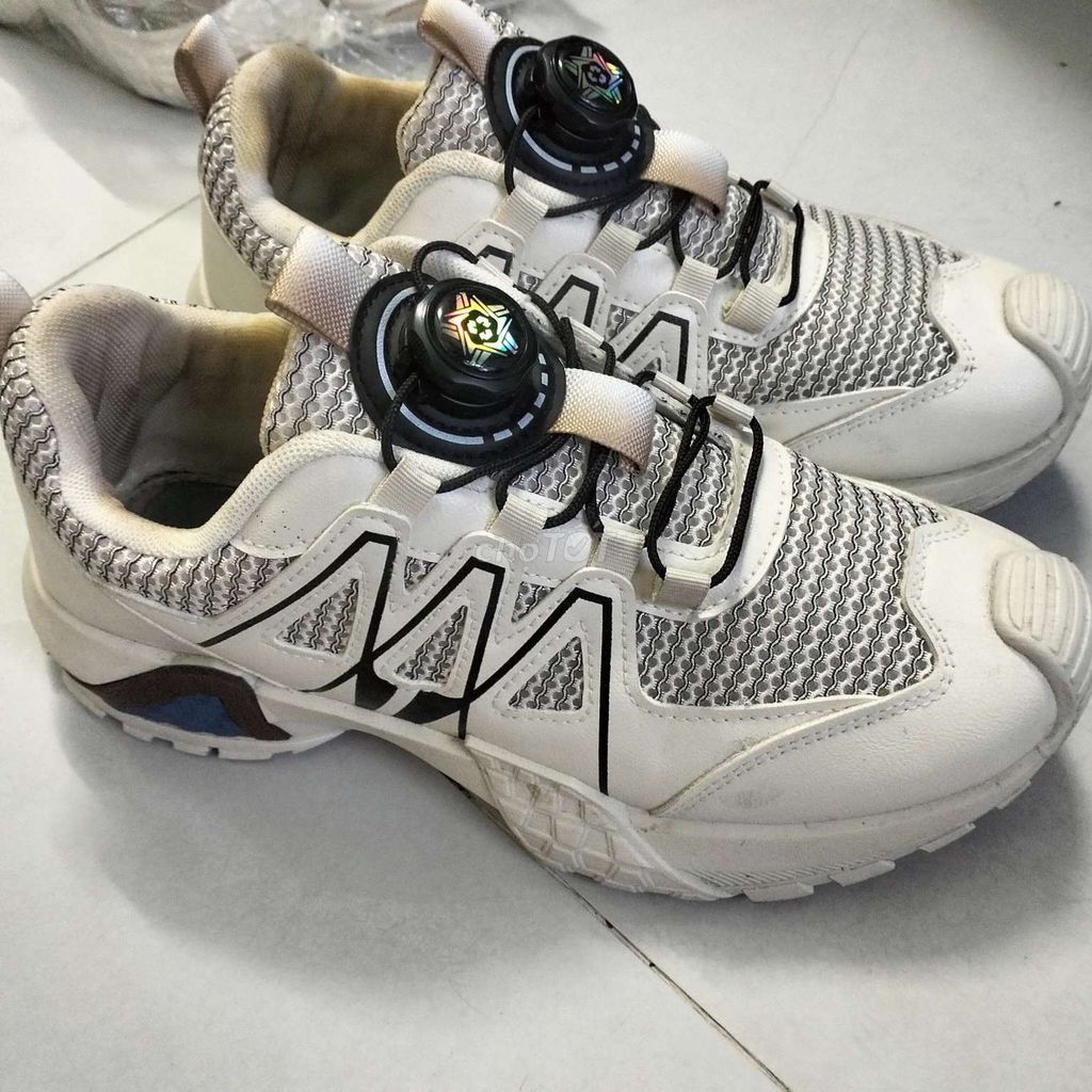 Giày thể thao trắng size 42. Mua bán Giày dép tại Quận Gò Vấp Tp Hồ Chí Minh được đăng bởi wurth hình 1
