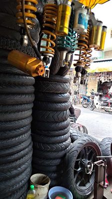 Vỏ xe máy Cao su Đen Đã qua sử dụng. Mua bán Phụ tùng xe tại Quận 5 Tp Hồ Chí Minh được đăng bởi Quấy vỏ xe hình 1