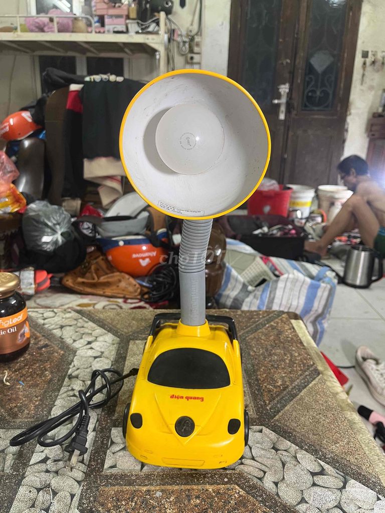Đèn bàn Điện Quang Vàng. Mua bán Đèn tại Quận Hoàng Mai Hà Nội được đăng bởi Kairiyeudau hình 1