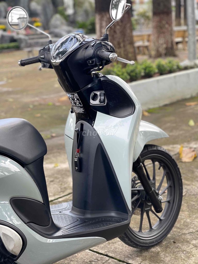 Honda SH Mode ABS 2025 Xám. Mua bán Xe máy tại Huyện Trảng Bom Đồng Nai được đăng bởi kiều hình 11