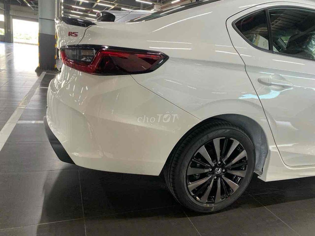 Honda City RS Trắng sẵn giao ngay giá tốt. Mua bán Ô tô tại Huyện Hoài Đức Hà Nội được đăng bởi Thành Long Honda Hà Nội hình 4
