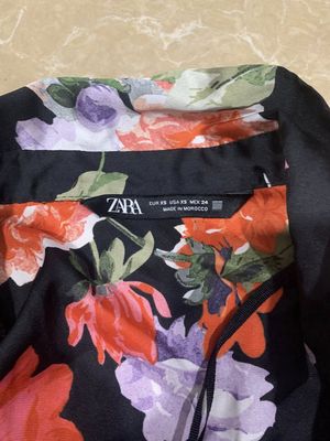 VÁY ZARA HOA. Mua bán Quần áo tại Quận Đống Đa Hà Nội được đăng bởi Hằngg Đỗ