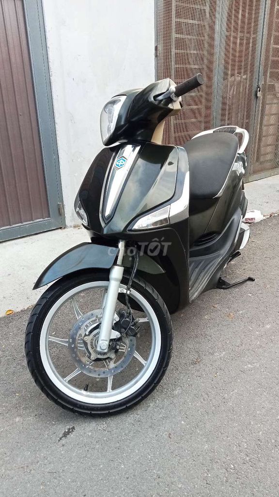 Xe ĐẸP. Máy Êm Ru, Đầy Đủ Giấy Tờ và chất năg. Mua bán Xe máy tại Quận Thanh Khê Đà Nẵng được đăng bởi Trần Khải hình 1