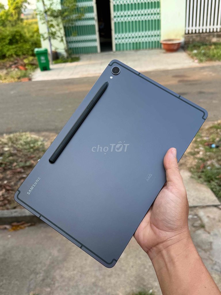 Galaxy Tab S9 SSVN Fullbox có Spen đẹp 99% như mới. Mua bán Máy tính bảng tại Huyện Châu Đức Bà Rịa - Vũng Tàu được đăng bởi Lộc hình 1