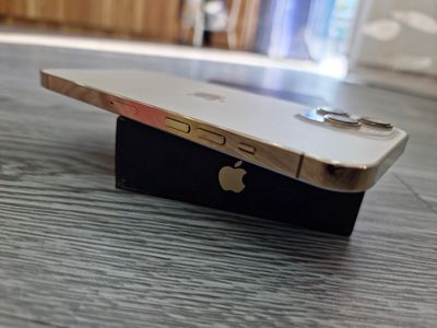 Iphone 12 ProMax 256gb màu vàng Mới xài 5 tháng. Mua bán Điện thoại tại Quận Bình Thạnh Tp Hồ Chí Minh được đăng bởi Ngọc