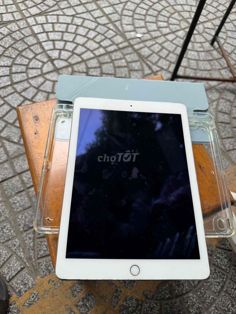 ipad air 2 4G 64GB. Mua bán Máy tính bảng tại Quận Thanh Khê Đà Nẵng được đăng bởi Mr Trung hình 4