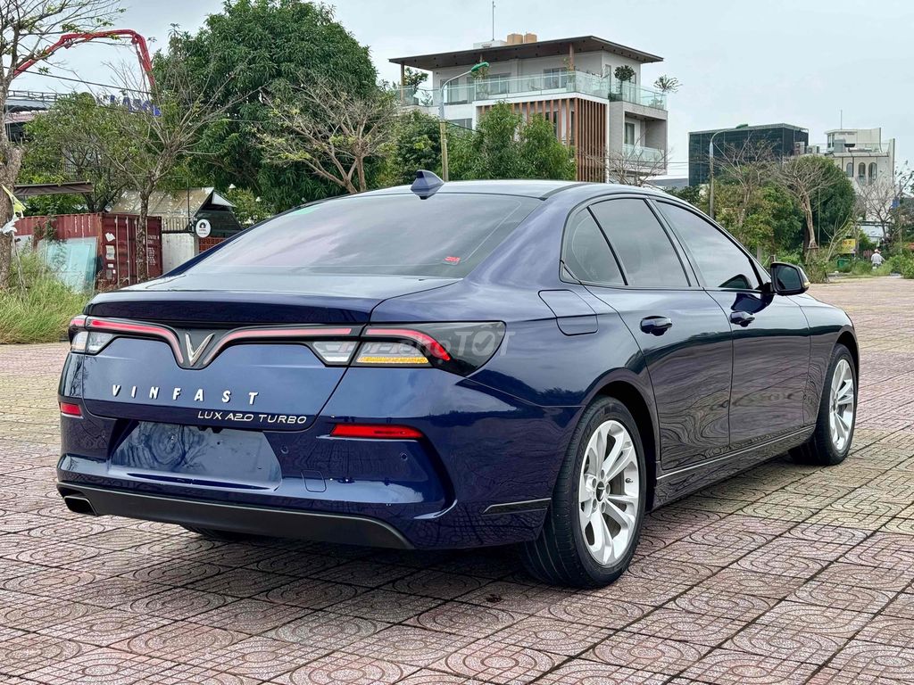 VinFast Lux A2.0 2021 2.0 AT - 50000 km. Mua bán Ô tô tại Quận Cẩm Lệ Đà Nẵng được đăng bởi nguyễn văn khoa hình 9