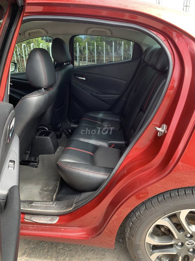 Mazda 2 sản xuất 2016 1.5AT sedan. Mua bán Ô tô tại Quận Bình Thuỷ Cần Thơ được đăng bởi Bui Ba Luan hình 6