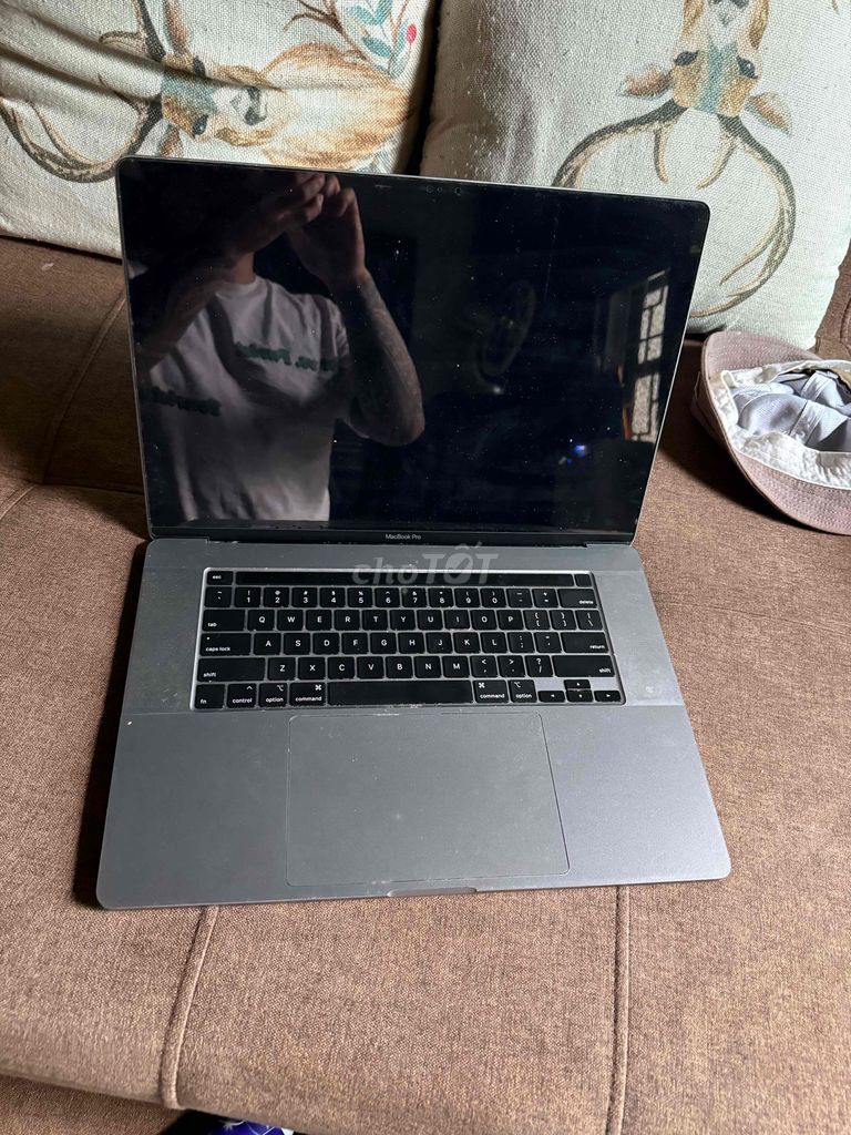 Apple MacBook Pro 2019 i9 32GB/1TB. Mua bán Laptop tại Quận Hồng Bàng Hải Phòng được đăng bởi Dương Xuân Đức hình 1