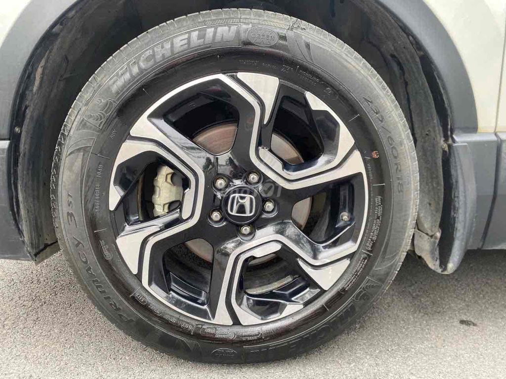 Honda CR V 2018 L đk 2019 1.5 tubo - 70000 km. Mua bán Ô tô tại Quận Thanh Xuân Hà Nội được đăng bởi Cường trần hình 17