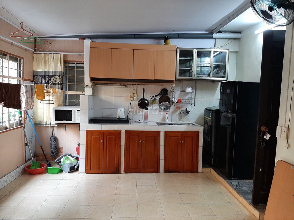 Cho thuê Căn hộ nhà K8, Bách Khoa, Hai Bà Trưng, Hà Nội. Cho thuê căn hộ/chung cư tại Quận Hai Bà Trưng Hà Nội được đăng bởi Anh Khai hình 1