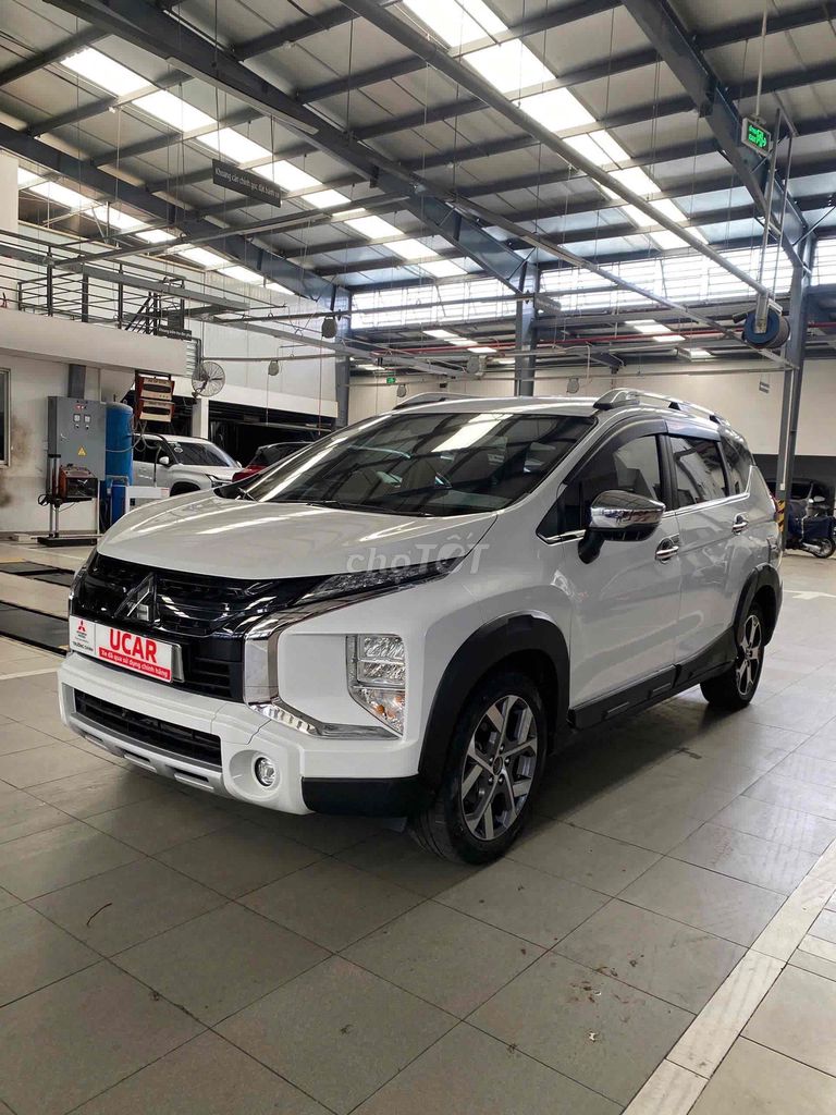 Mitsubishi Xpander Cross 2022 Белый 53 300 км